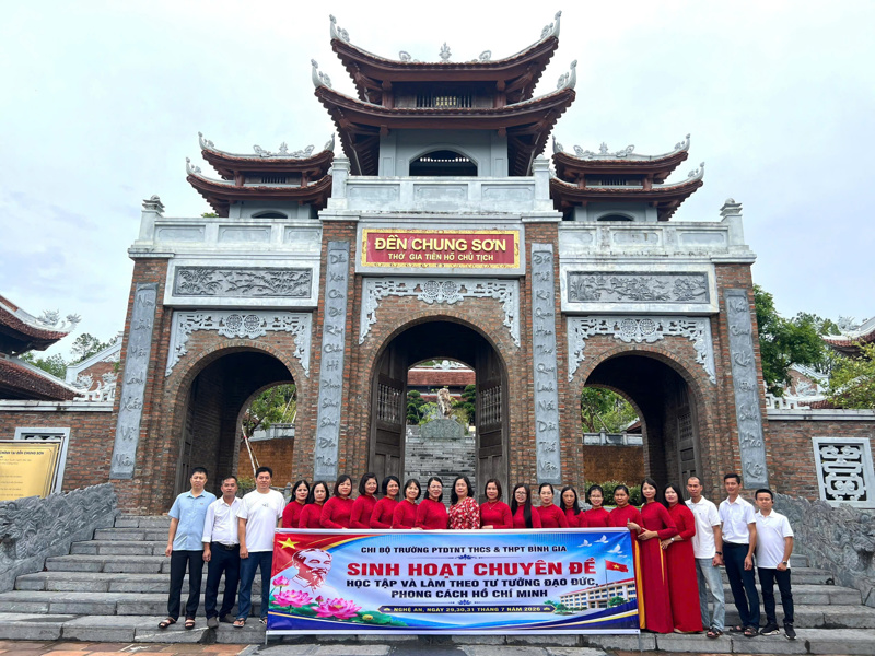 Hành trình về nguồn - Học tập và làm theo tư tưởng, đạo đức, phong cách Hồ Chí Minh