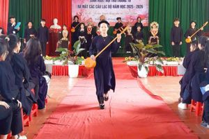 Sinh hoạt nội trú tháng 10
